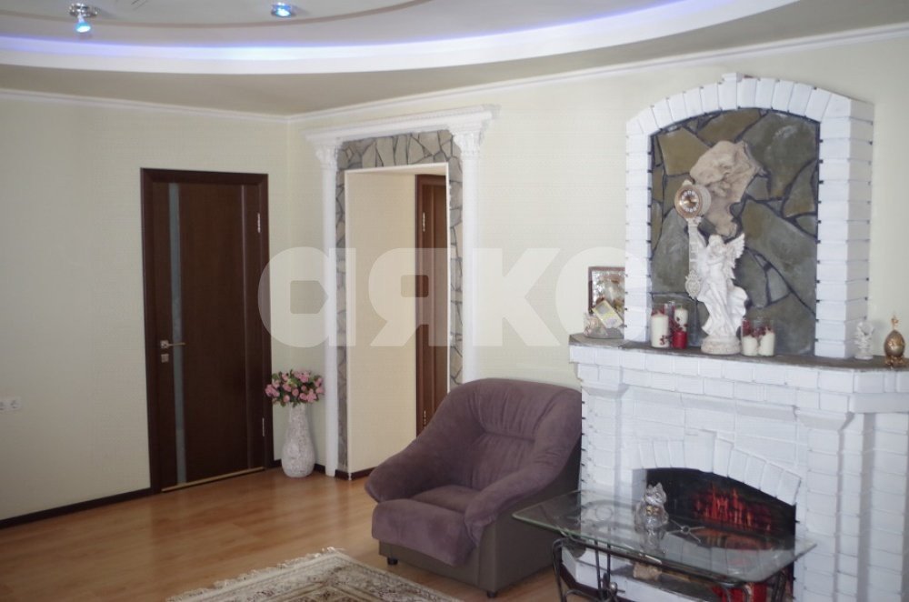 Фото №3: Дуплекс 258 м² + 8.5 сот. - Горячий Ключ, Развилка, мкр. Развилка, ул. Строителей