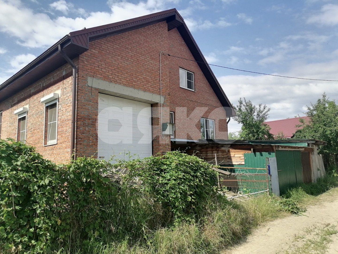 Фото №1: Дом 320 м² + 5 сот. - Горячий Ключ, мкр. Развилка, пер. Второй