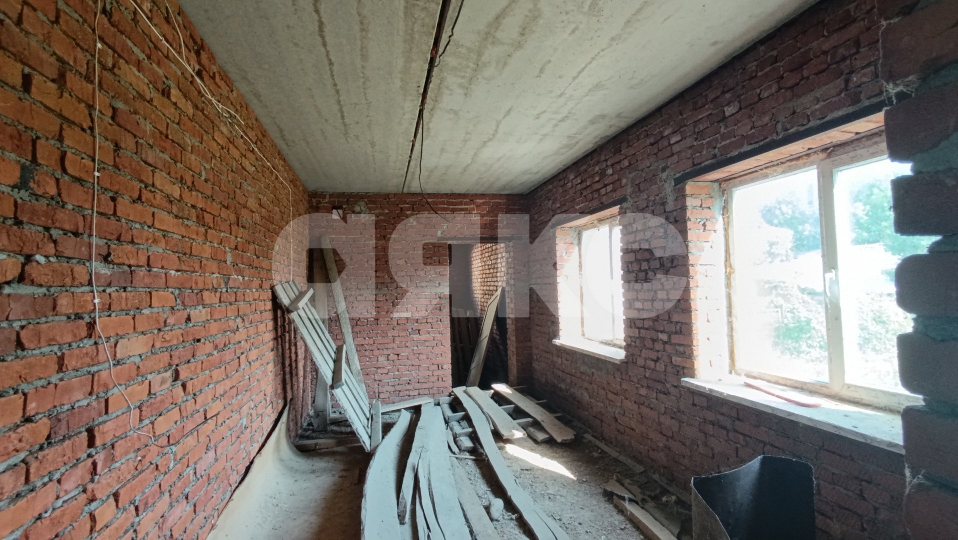 Фото №11: Дом 205 м² + 10 сот. - Саратовская, ул. Индустриальная