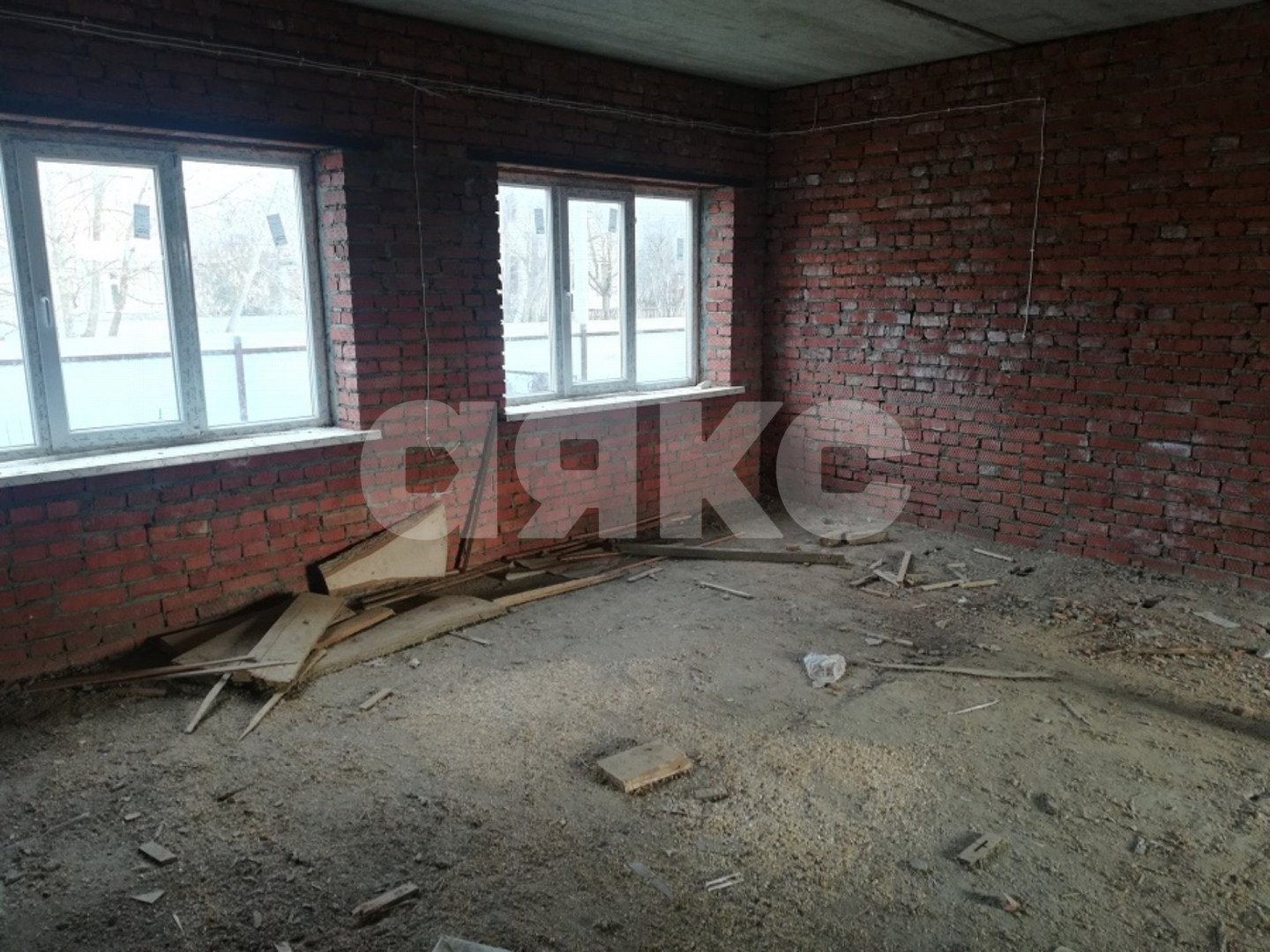 Фото №2: Дом 205 м² + 10 сот. - Саратовская, ул. Индустриальная