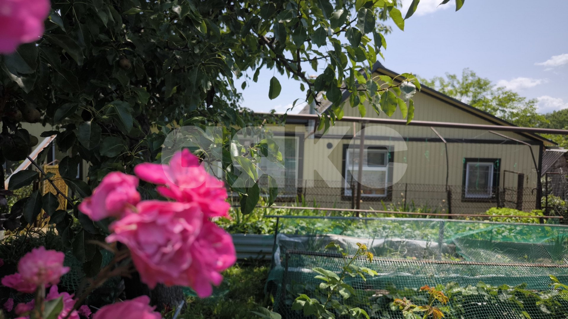 Фото №1: Дом 69 м² + 16 сот. - Кутаис, ул. Калинина