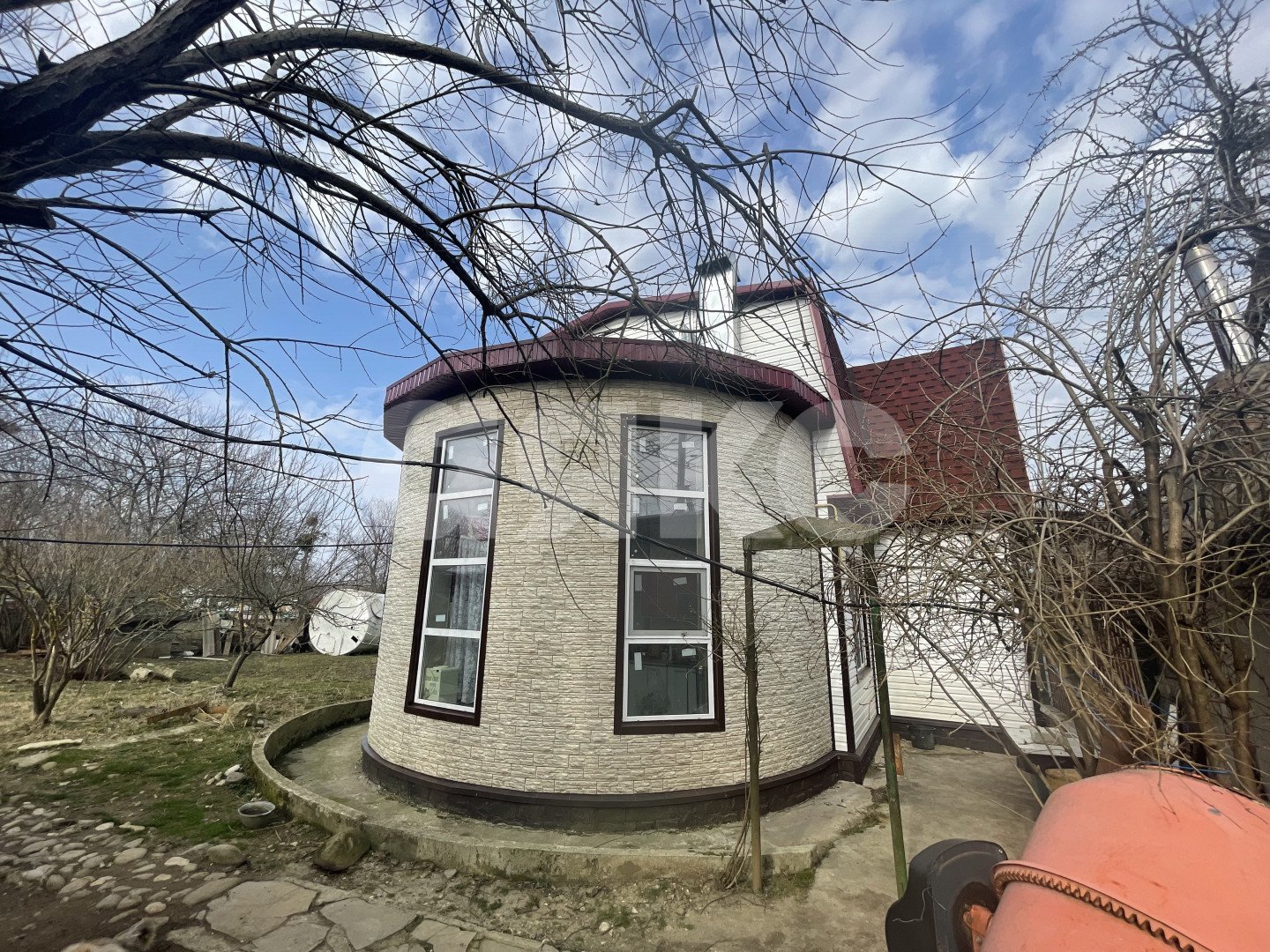 Фото №1: Дом 183 м² + 9.7 сот. - Широкая Балка, ул. Красная