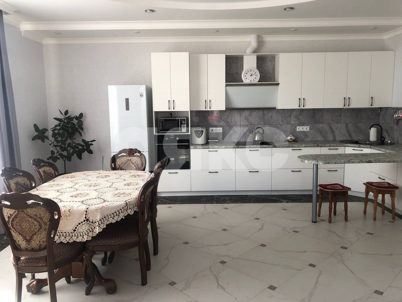 Фото №6: Дом 139 м² + 3.1 сот. - Горячий Ключ, мкр. Развилка, б-р имени Поляничко