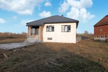 Фото №3: Дом 191 м² - Саратовская, мкр. 4-й, ул. Грибная, 7