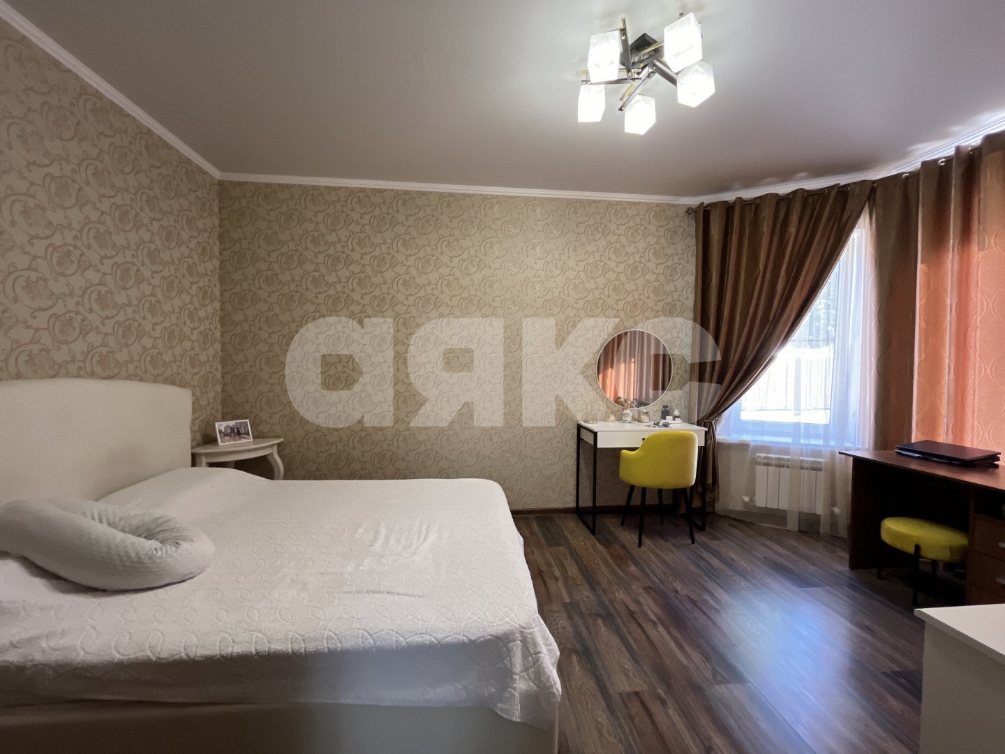 Фото №3: Дом 200 м² + 7.9 сот. - Горячий Ключ, жилой комплекс Горячий, Городская Больница, Кунпанова Поляна, Городская Больница, ст Кунпанова Поляна, ул. Персиковая