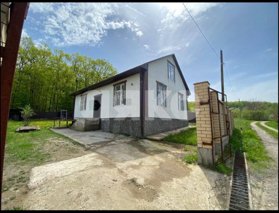 Фото №2: Дом 120 м² + 6 сот. - Нефтяник, Городская Больница, мкр. жилой комплекс Горячий, ул. Центральная