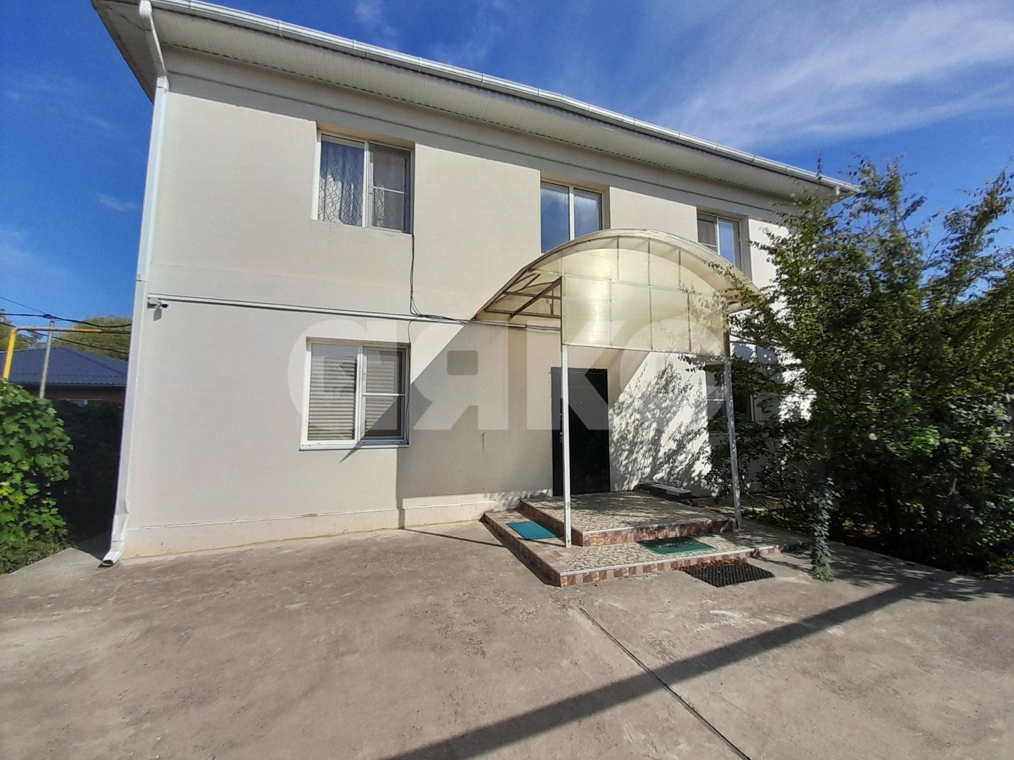 Фото №2: Дом 220 м² + 3 сот. - Горячий Ключ, Курортная Зона, мкр. Курортная Зона, ул. Коммунистическая