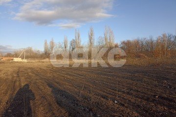 Фото №3: Земельный участок под ИЖС - Саратовская, ул. Тополиная