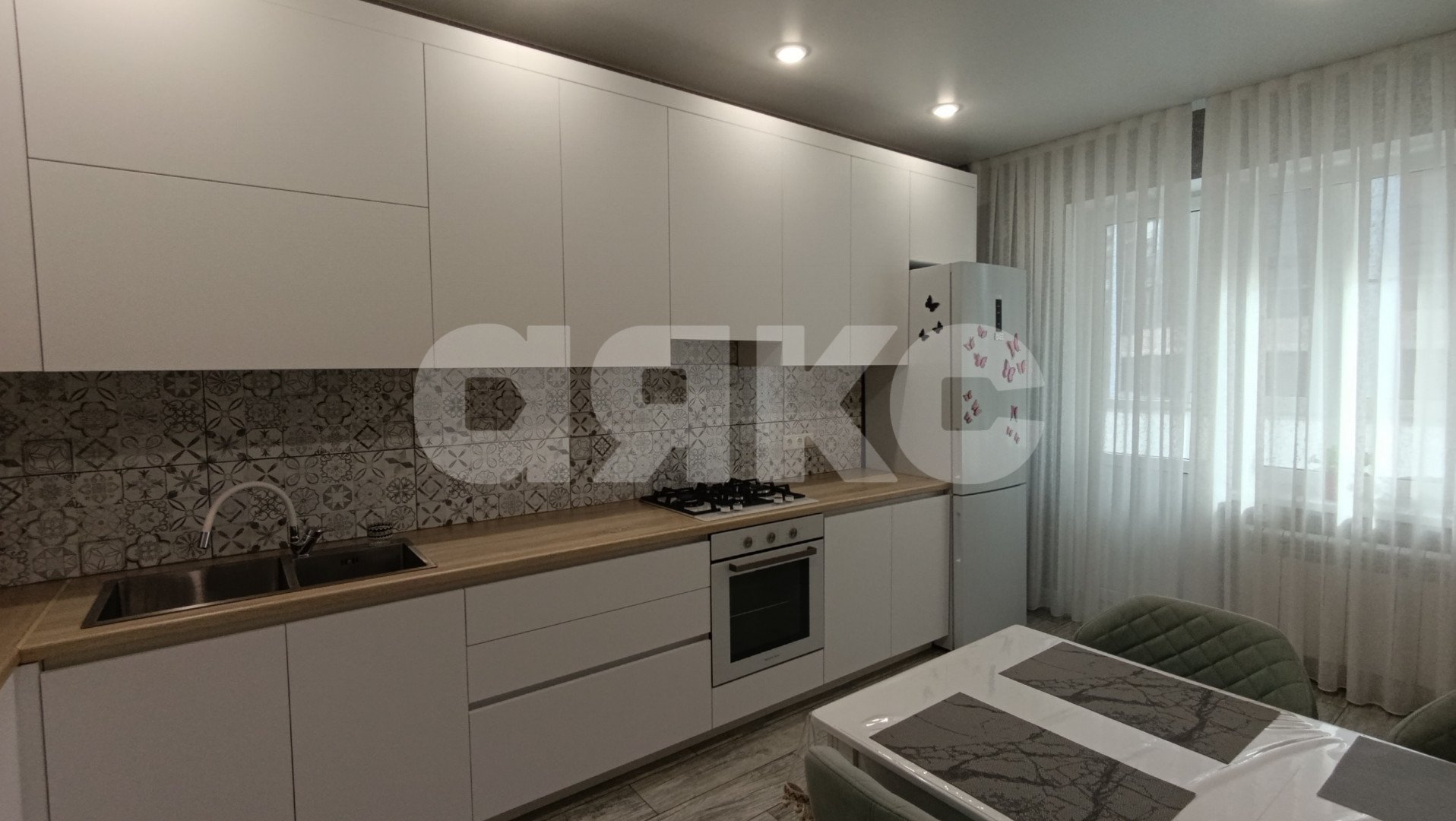 Фото №15: 2-комнатная квартира 64 м² - Горячий Ключ, Администрация, коттеджный посёлок Царское, Администрация, с. коттеджный посёлок Царское, ул. Владимирская, 20