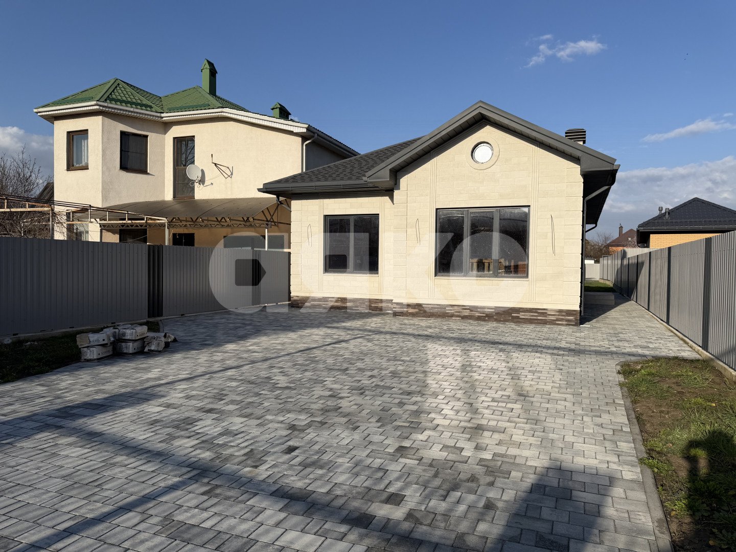 Фото №1: Дом 100 м² + 7 сот. - Горячий Ключ, Администрация, мкр. Администрация