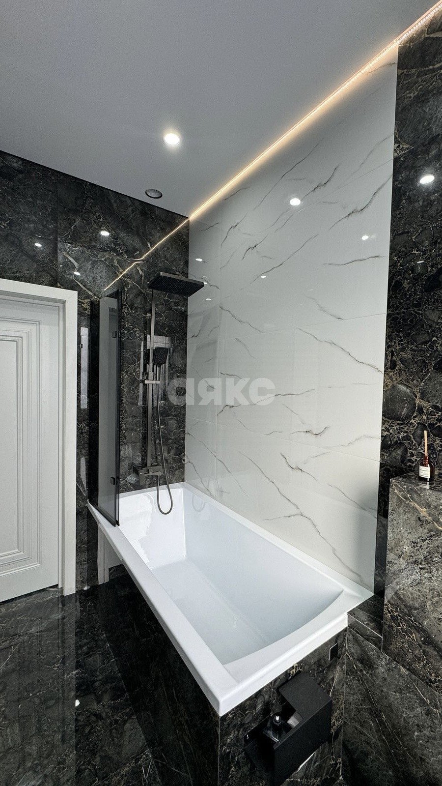 Фото №24: Дом 91 м² + 5 сот. - Горячий Ключ, Развилка, Городская Больница, мкр. жилой комплекс Горячий, б-р имени Поляничко