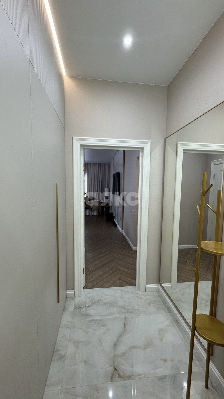 Фото №16: Дом 91 м² + 5 сот. - Горячий Ключ, Развилка, Городская Больница, мкр. жилой комплекс Горячий, б-р имени Поляничко