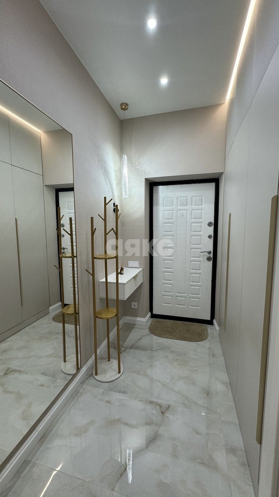 Фото №8: Дом 91 м² + 5 сот. - Горячий Ключ, Развилка, Городская Больница, мкр. жилой комплекс Горячий, б-р имени Поляничко