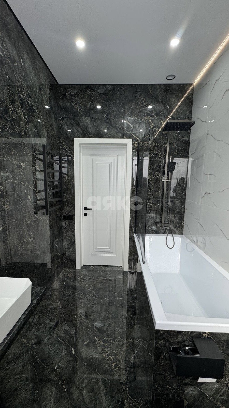 Фото №27: Дом 91 м² + 5 сот. - Горячий Ключ, Развилка, Городская Больница, мкр. жилой комплекс Горячий, б-р имени Поляничко