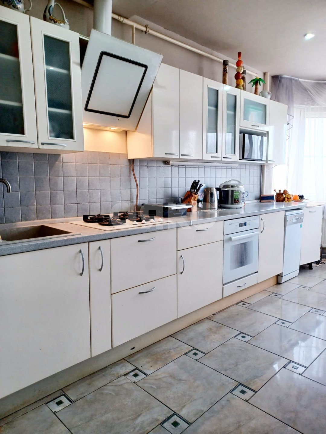 Фото №9: 3-комнатная квартира 104 м² - Горячий Ключ, Администрация, мкр. Администрация, ул. Объездная, 2А