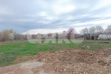 Фото №1: Земельный участок под ИЖС - Саратовская, ул. Комсомольская