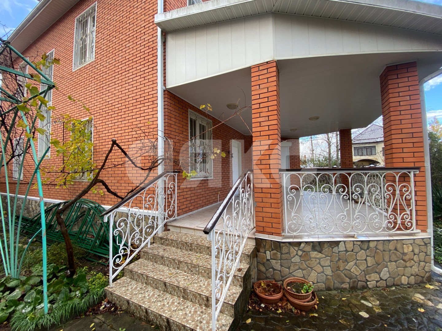 Фото №22: Дом 400 м² + 6 сот. - Горячий Ключ, Городская Больница, мкр. Городская Больница, ул. Воронихина