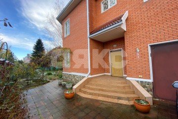 Фото №1: Дом 400 м² - Горячий Ключ, мкр. Городская Больница, ул. Воронихина