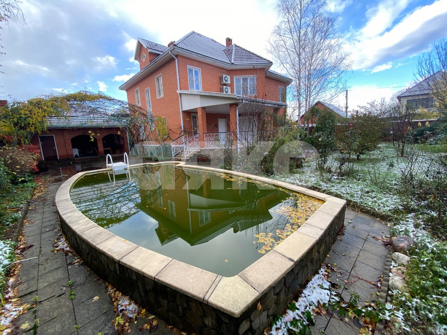 Фото №2: Дом 400 м² + 6 сот. - Горячий Ключ, Городская Больница, мкр. Городская Больница, ул. Воронихина