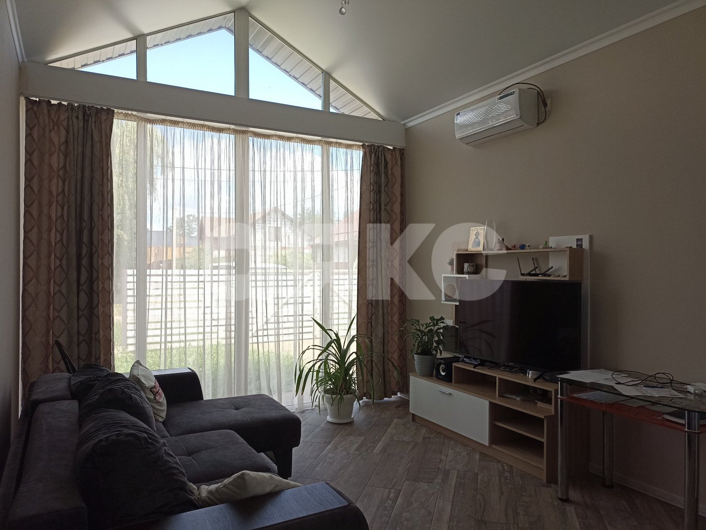 Фото №2: Дом 60 м² + 5.5 сот. - Саратовская, ул. Алма-Атинская