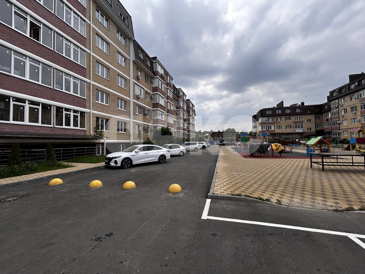 Фото №1: 1-комнатная квартира 38 м² - Горячий Ключ, Администрация, мкр. Администрация, ул. Кириченко, 7