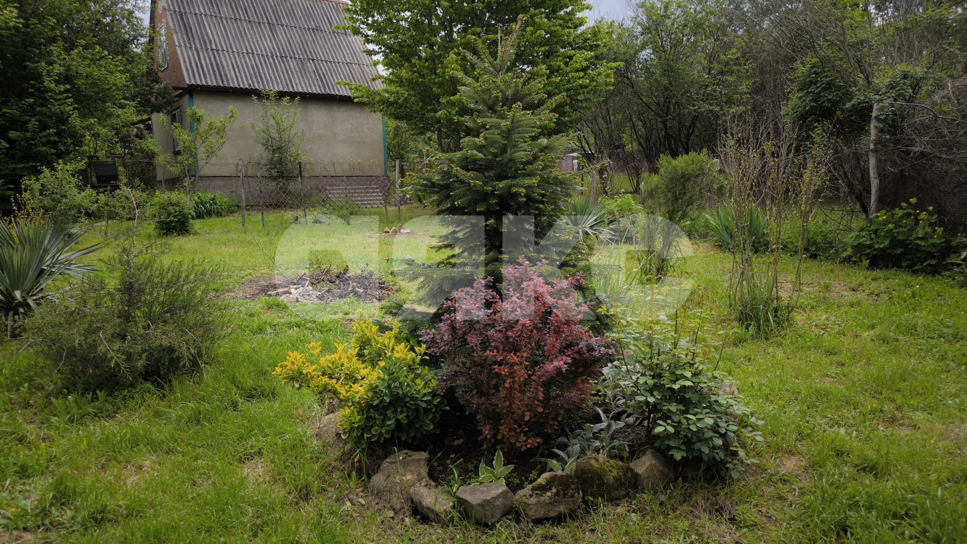 Фото №23: Дом 45 м² + 6.3 сот. - Нефтяник, Городская Больница, мкр. жилой комплекс Горячий, ул. Центральная