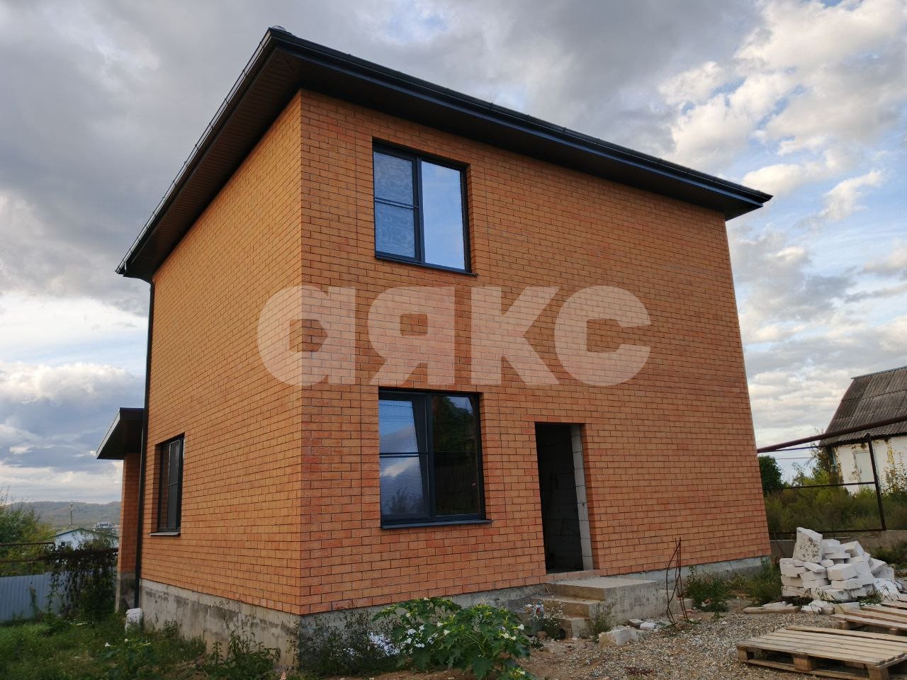 Фото №2: Дом 145 м² + 3.7 сот. - Горячий Ключ, Курортная Зона, мкр. Курортная Зона, ул. Горная