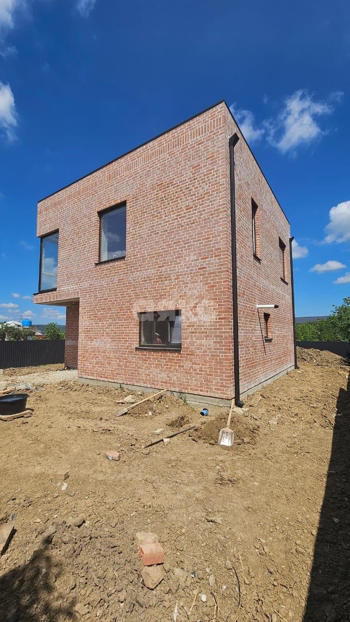 Фото №3: Дом 103 м² + 5.69 сот. - Горячий Ключ, Курортная Зона, мкр. Курортная Зона, ул. Новосельская