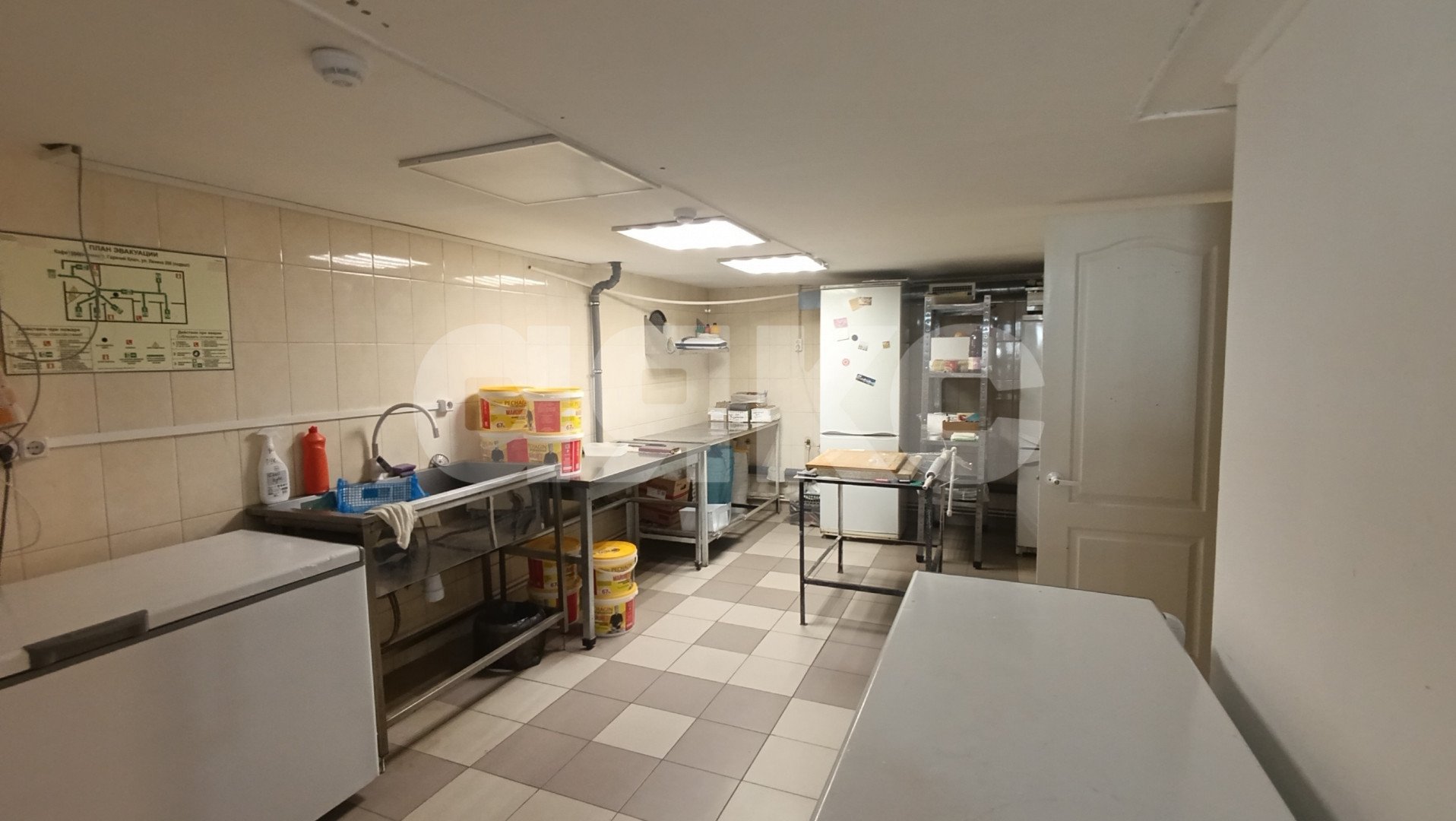 Фото №9: Коммерция 191 м² - Горячий Ключ, мкр. Администрация, ул. Ленина, 208