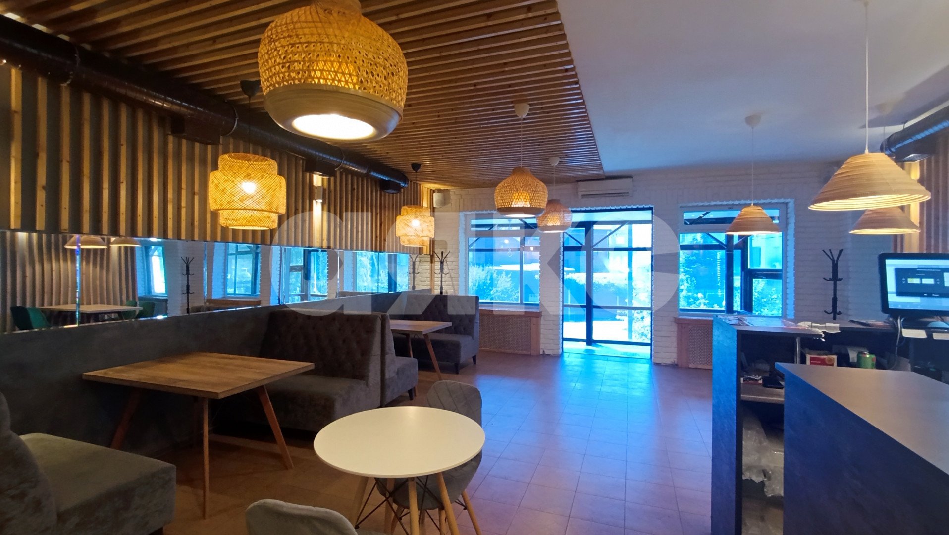 Фото №2: Коммерция 191 м² - Горячий Ключ, мкр. Администрация, ул. Ленина, 208