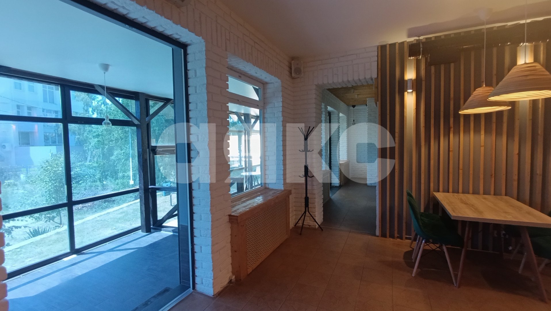 Фото №5: Коммерция 191 м² - Горячий Ключ, мкр. Администрация, ул. Ленина, 208