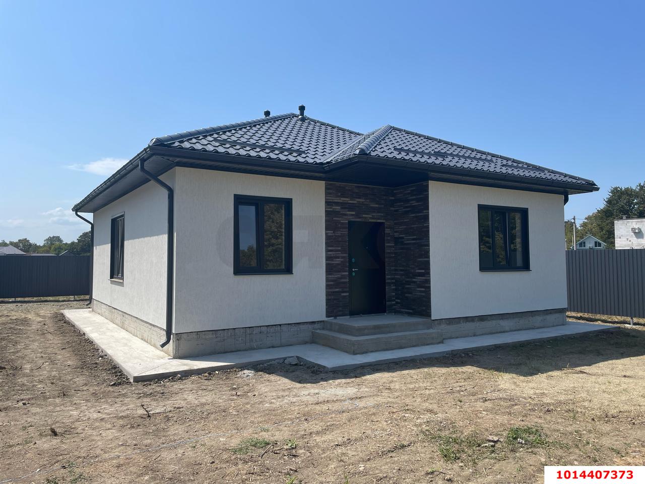 Фото №1: Дом 106 м² + 5 сот. - Саратовская, п. коттеджный  Зеленая Усадьба, ул. Ореховая, 42