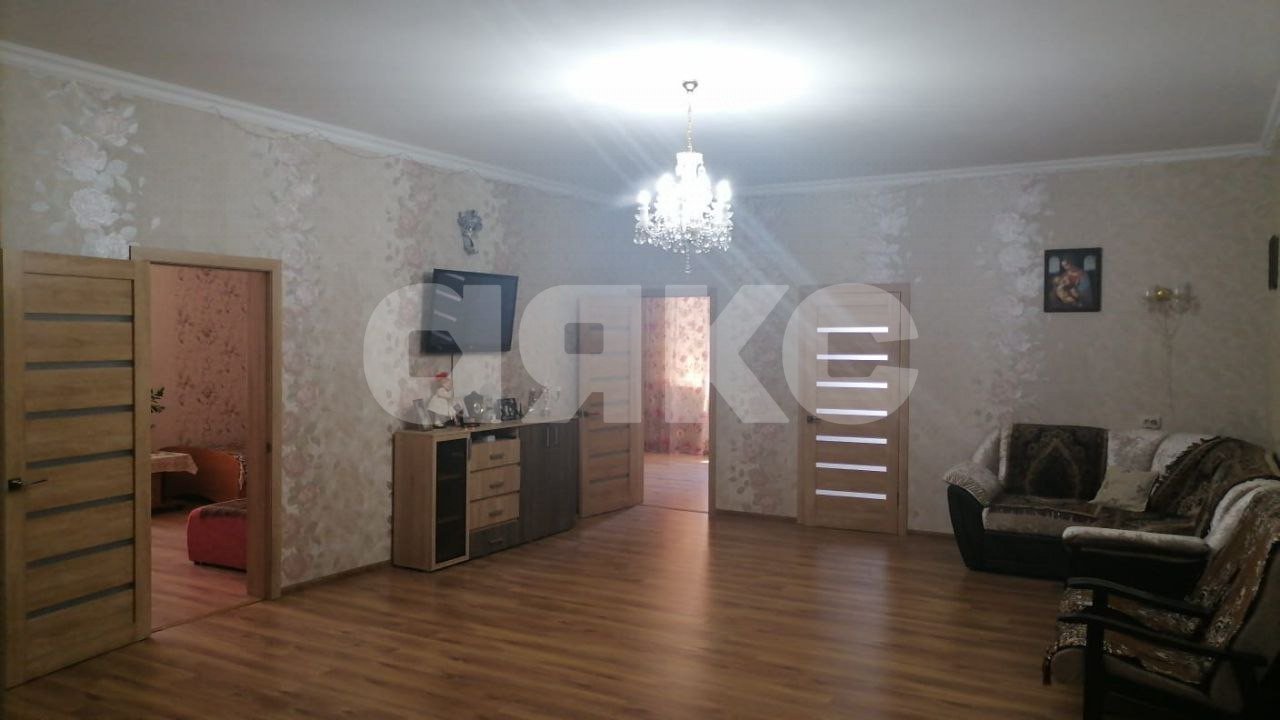 Фото №2: Дом 202 м² + 15 сот. - Саратовская, ул. Полимерная