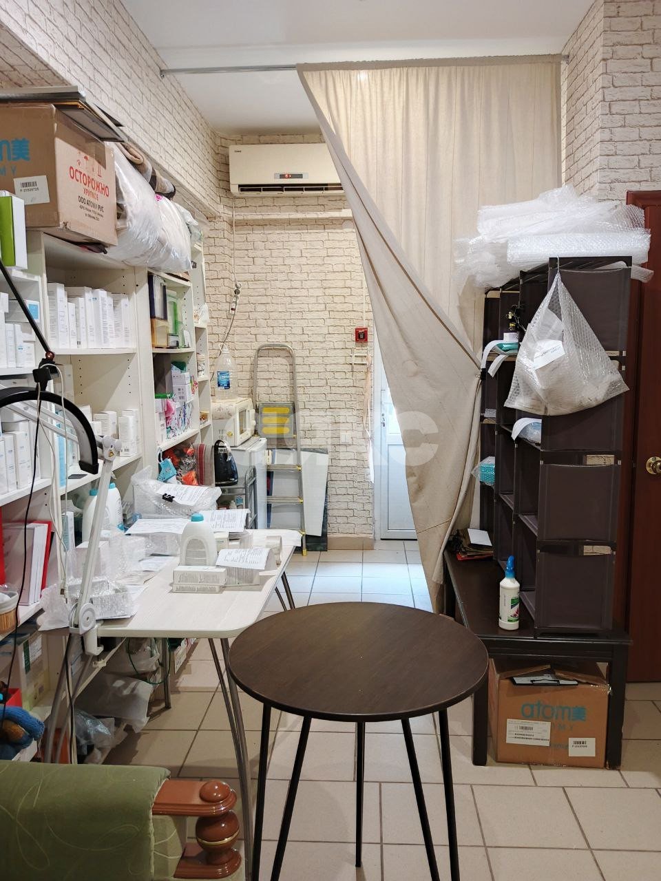 Фото №4: Коммерция 35 м² - Горячий Ключ, Администрация, мкр. Администрация, ул. Ленина, 195Г