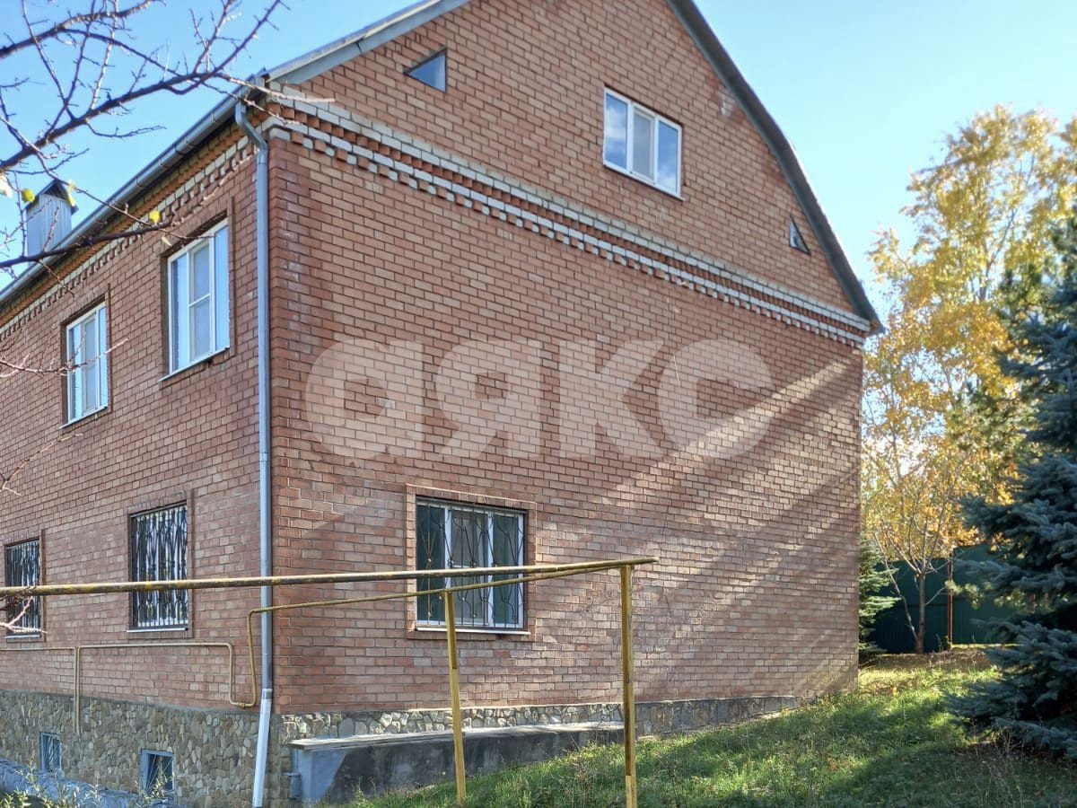 Фото №18: Дом 398 м² + 14 сот. - Горячий Ключ, Городская Больница, мкр. жилой комплекс Горячий, ул. Изумрудная