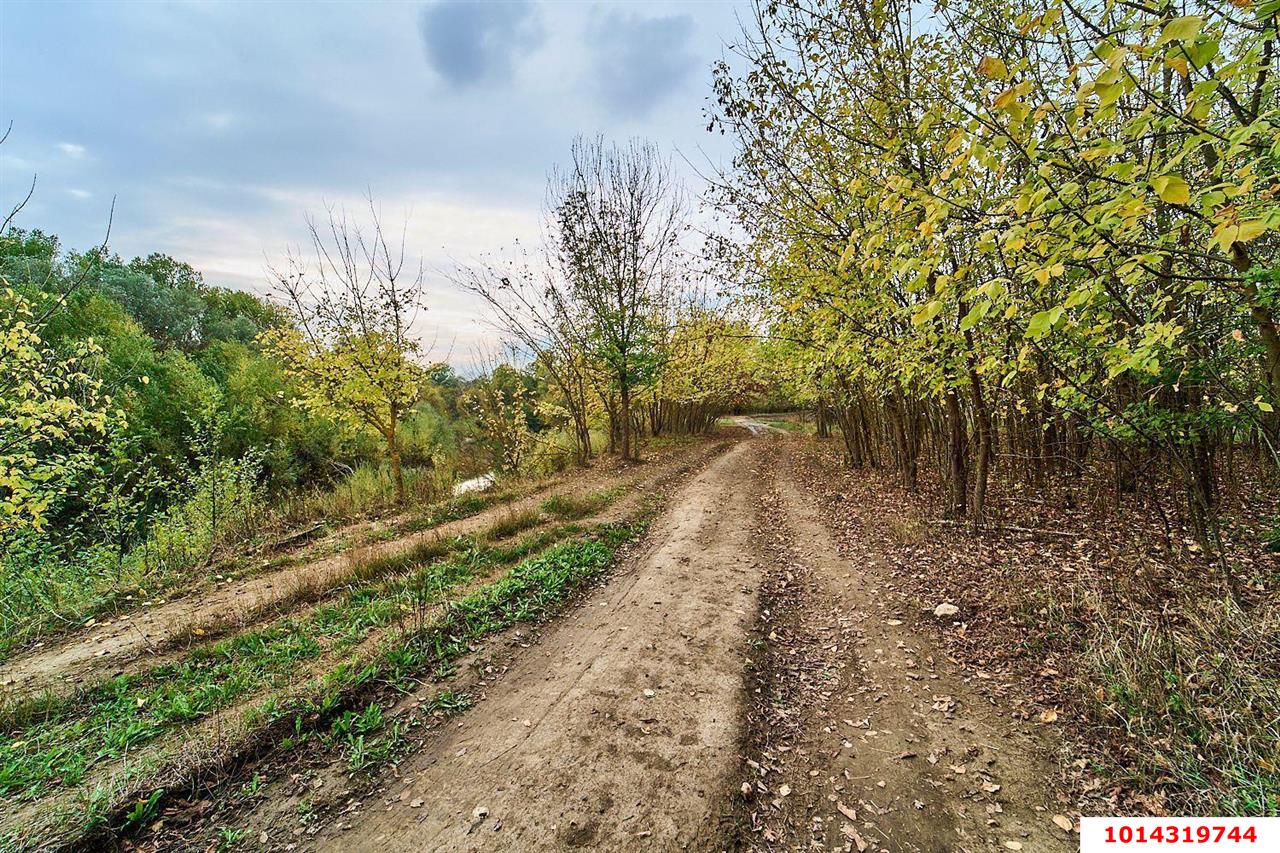 Фото №1: Земельный участок 6.05 сот. - Горячий Ключ, мкр. Городская Больница, ул. Красная, 5