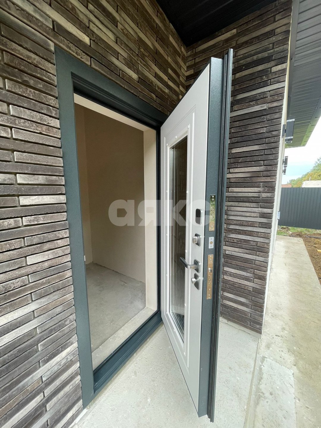 Фото №13: Дом 96 м² + 5 сот. - Саратовская, коттеджный  Зеленая Усадьба, п. коттеджный  Зеленая Усадьба, ул. Ореховая