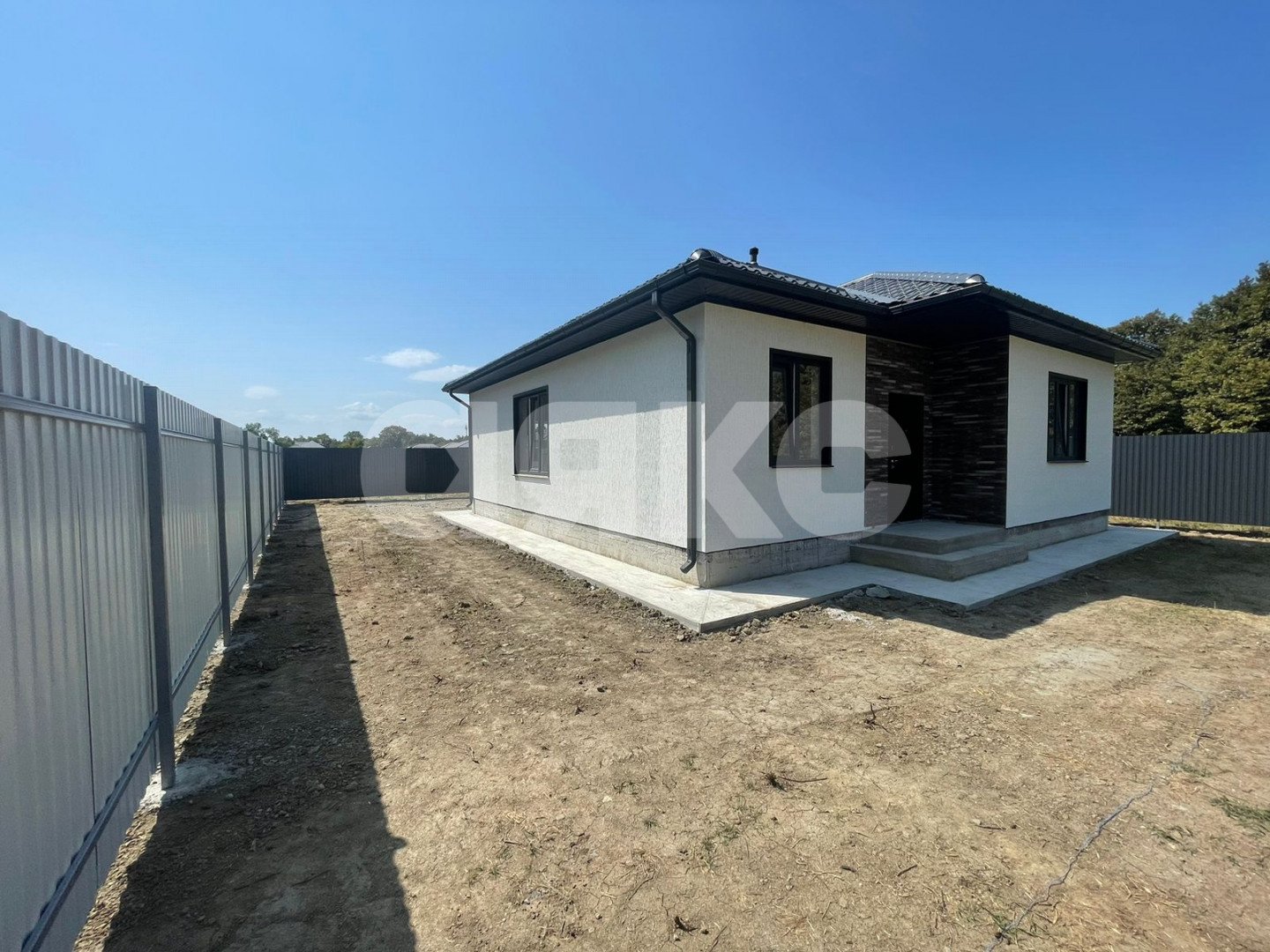 Фото №3: Дом 96 м² + 5 сот. - Саратовская, коттеджный  Зеленая Усадьба, п. коттеджный  Зеленая Усадьба, ул. Ореховая