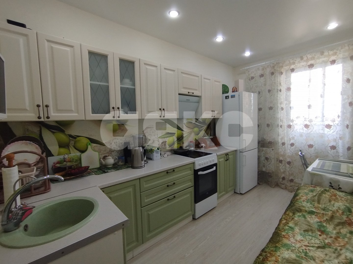 Фото №1: 1-комнатная квартира 40 м² - Горячий Ключ, Администрация, жилой комплекс Аристократ, Администрация, мкр. жилой комплекс Аристократ, ул. Бабушкина, 36