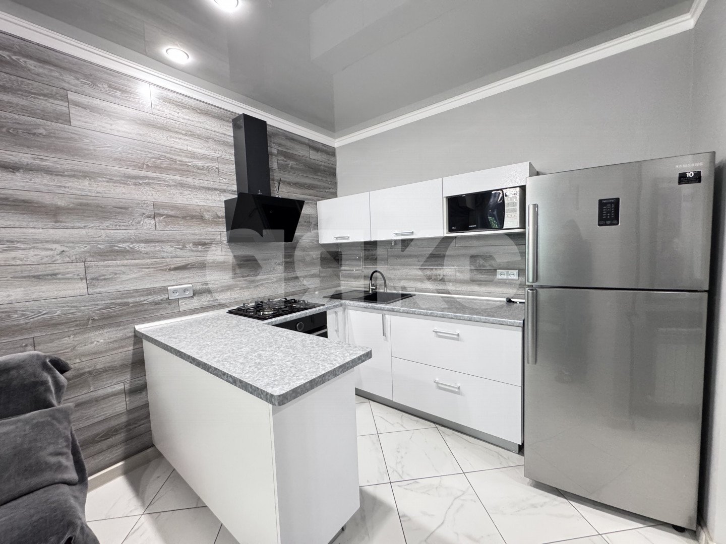 Фото №1: 2-комнатная квартира 47 м² - Горячий Ключ, Курортная Зона, мкр. Курортная Зона, ул. Мира, 17