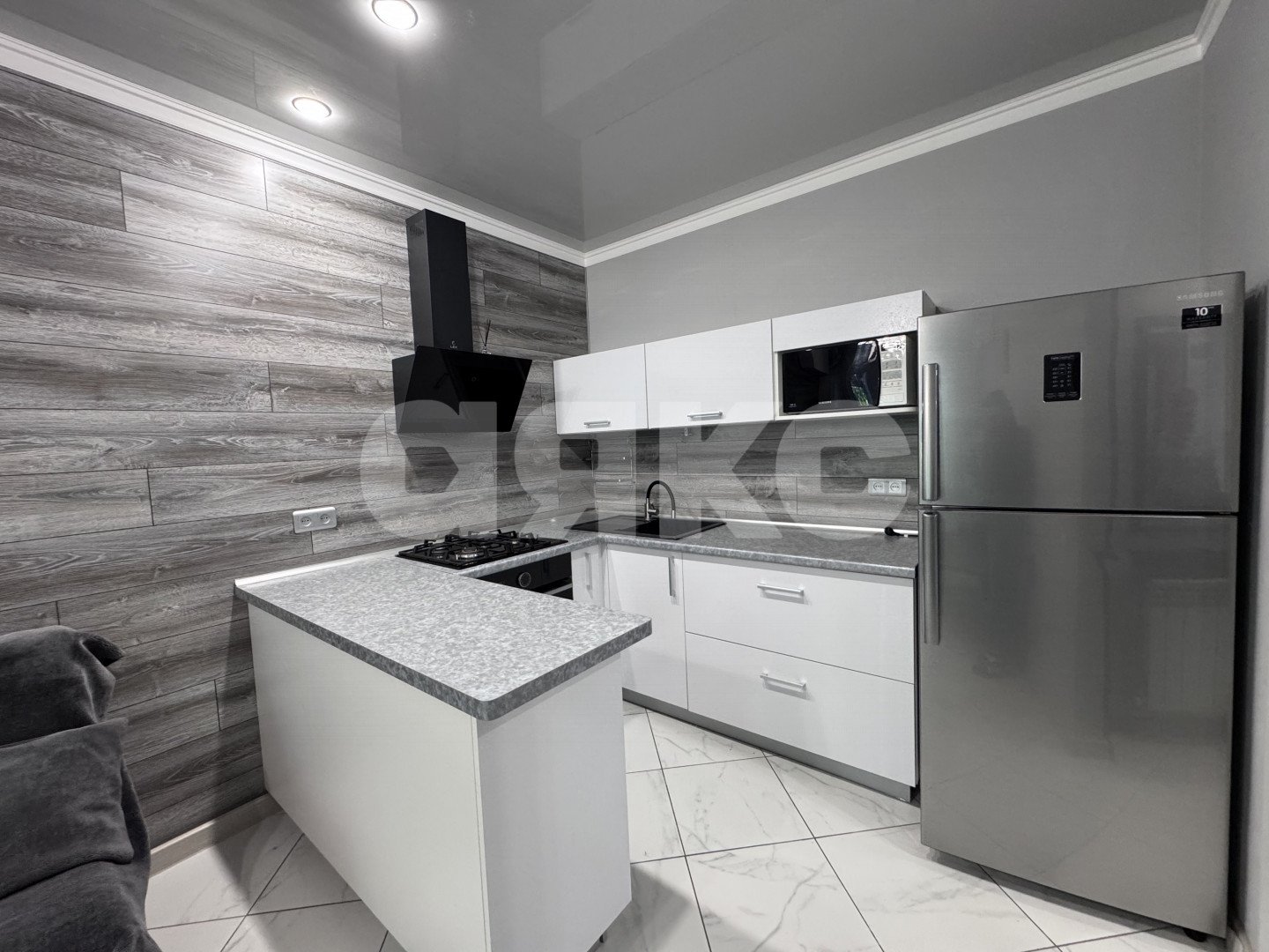 Фото №3: 2-комнатная квартира 47 м² - Горячий Ключ, Курортная Зона, мкр. Курортная Зона, ул. Мира, 17