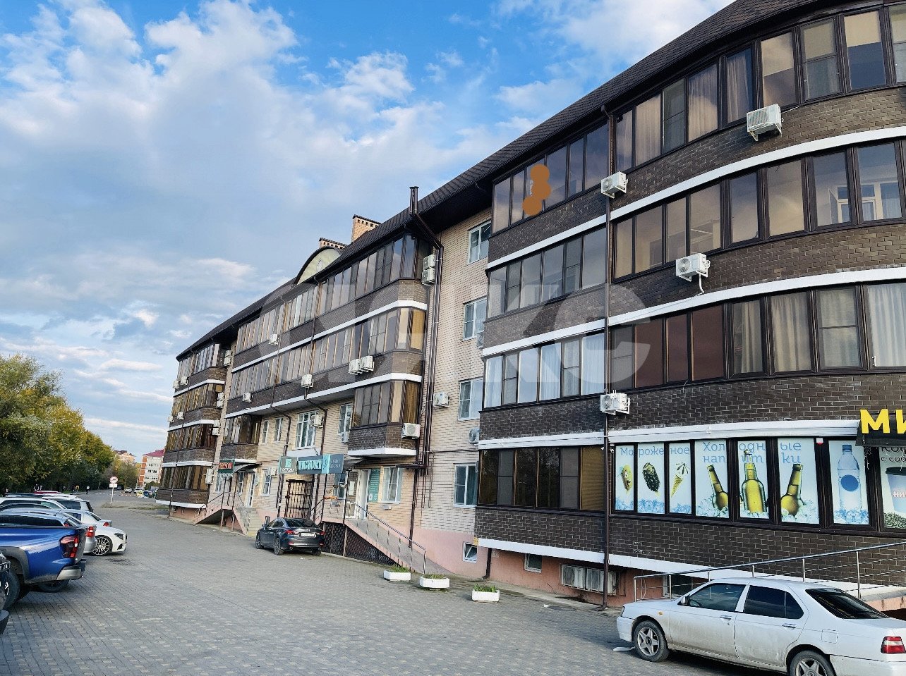 Фото №1: 3-комнатная квартира 98 м² - Горячий Ключ, Администрация, мкр. Администрация, ул. Псекупская, 151В