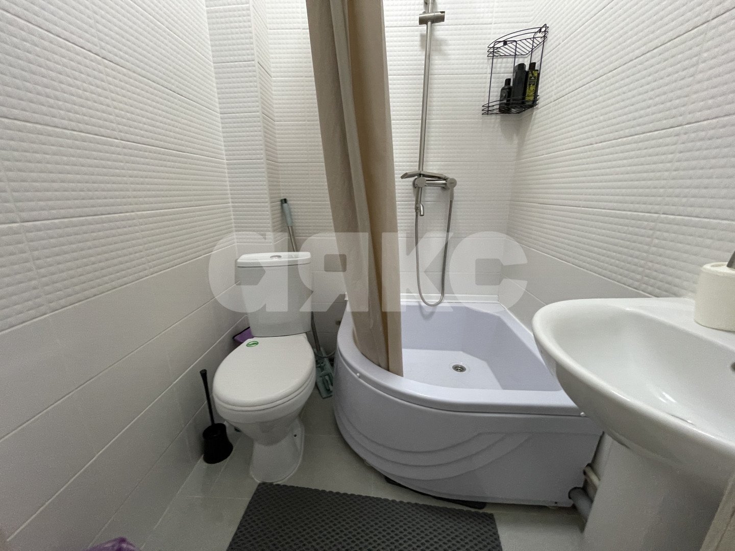 Фото №9: 3-комнатная квартира 98 м² - Горячий Ключ, Администрация, мкр. Администрация, ул. Псекупская, 151В