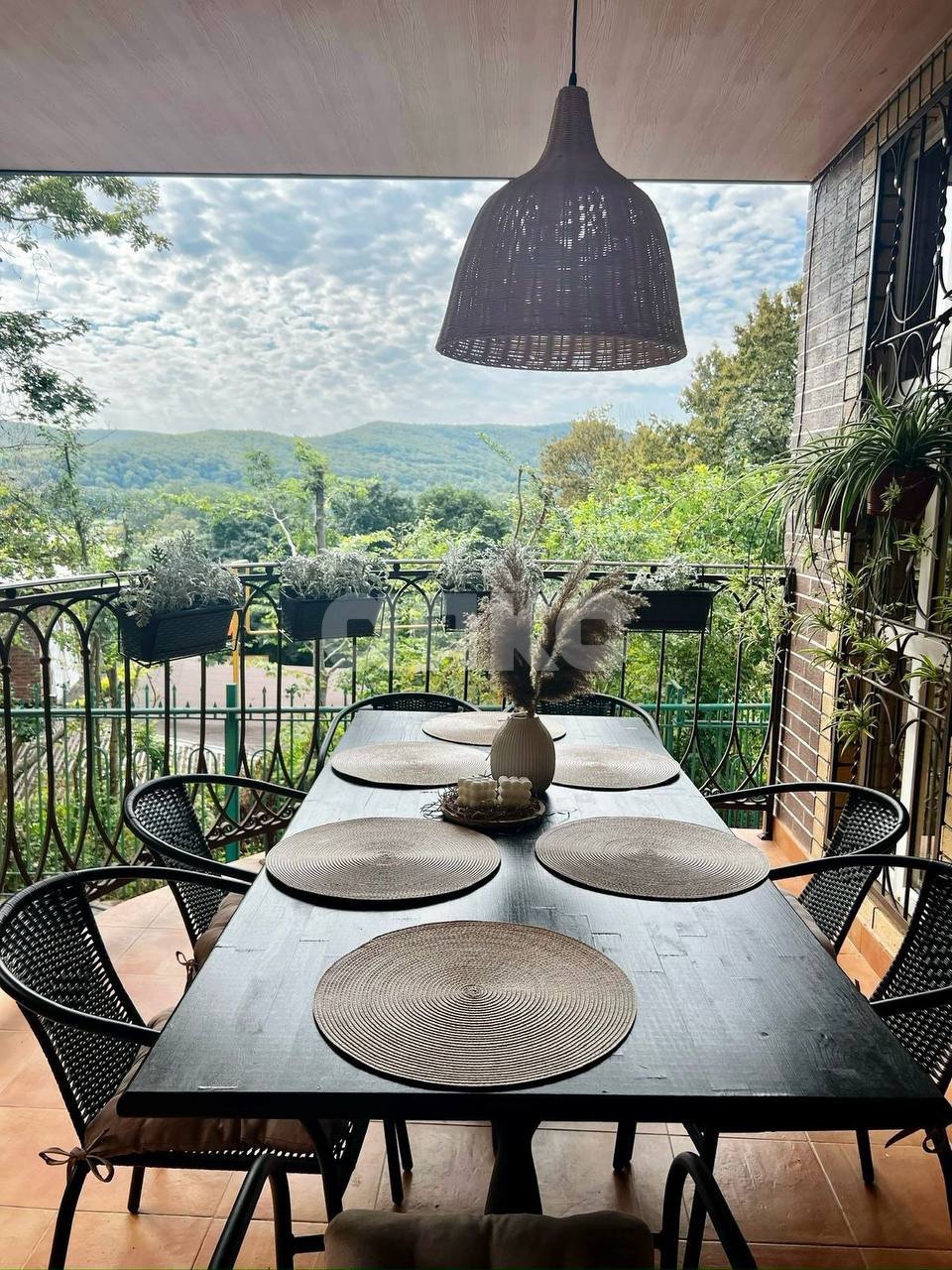 Фото №1: Дом 272 м² + 12 сот. - Безымянное, ул. Таманская