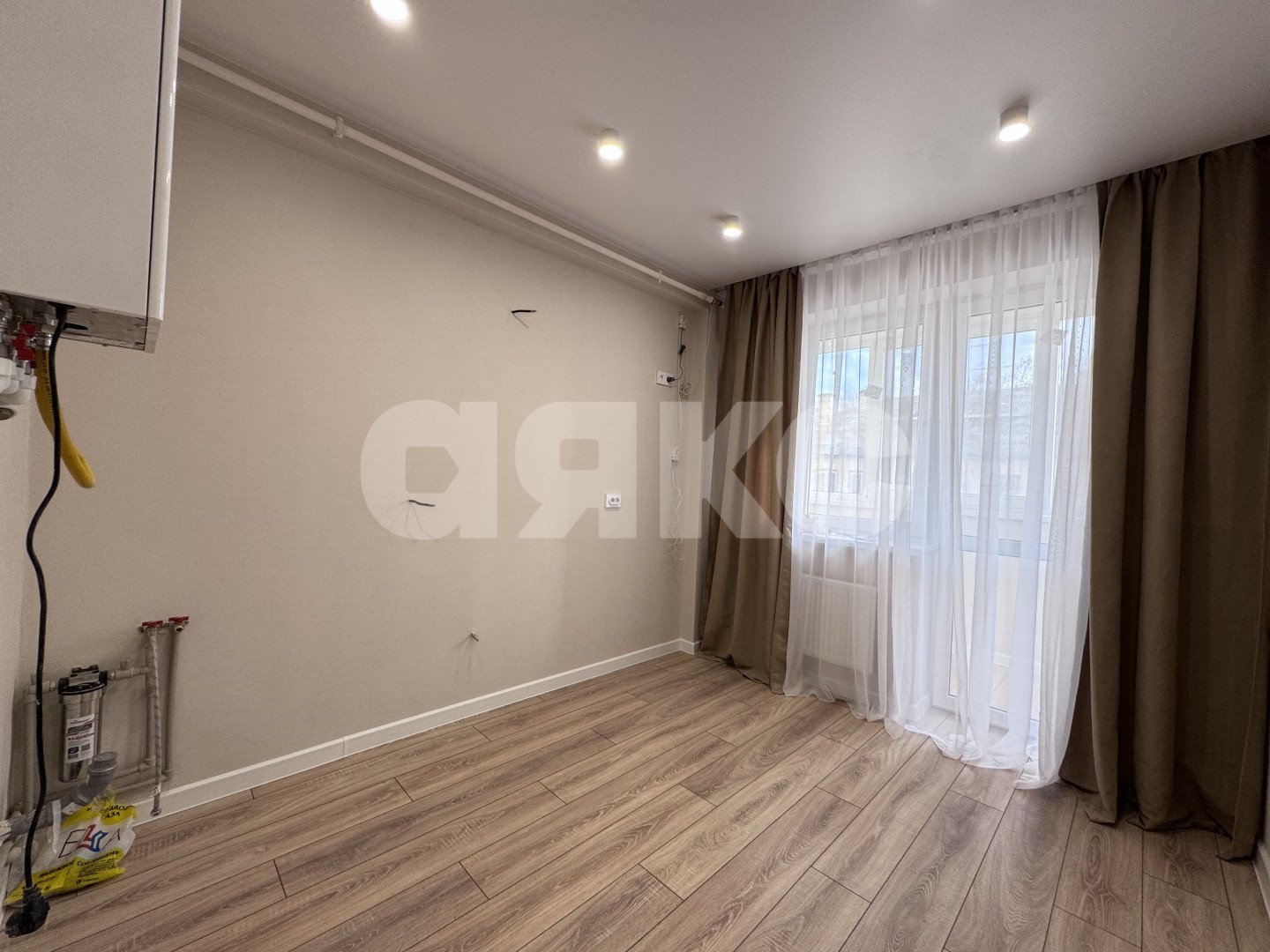 Фото №5: 1-комнатная квартира 34 м² - Горячий Ключ, мкр. Курортная Зона, ул. Ленина, 147А