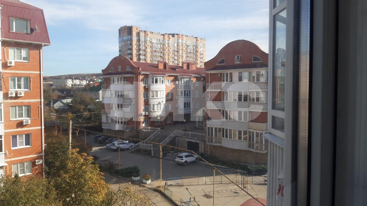 Фото №4: 2-комнатная квартира 65 м² - Горячий Ключ, мкр. Администрация, ул. Ленина, 210