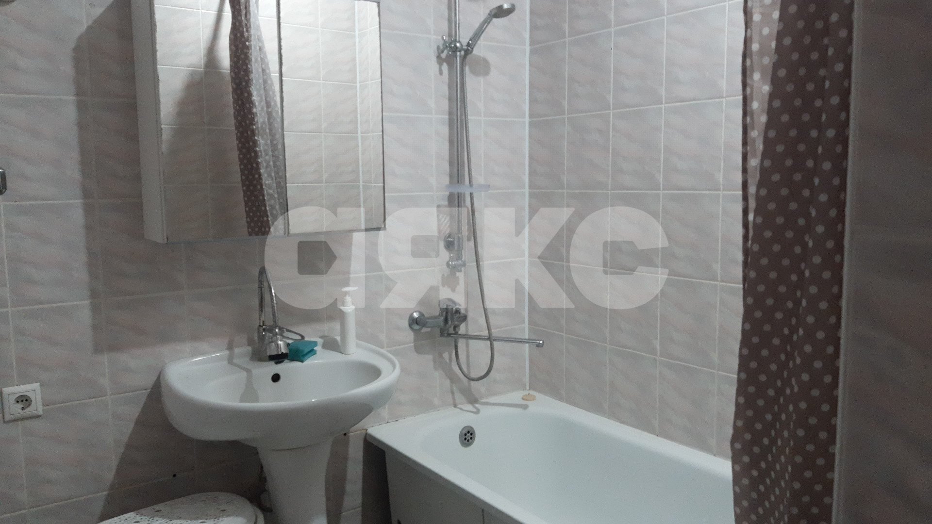 Фото №6: 2-комнатная квартира 65 м² - Горячий Ключ, мкр. Администрация, ул. Ленина, 210