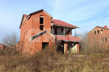 Фото №1: Дом 250 м² - Саратовская, мкр. 13-й квартал, 5