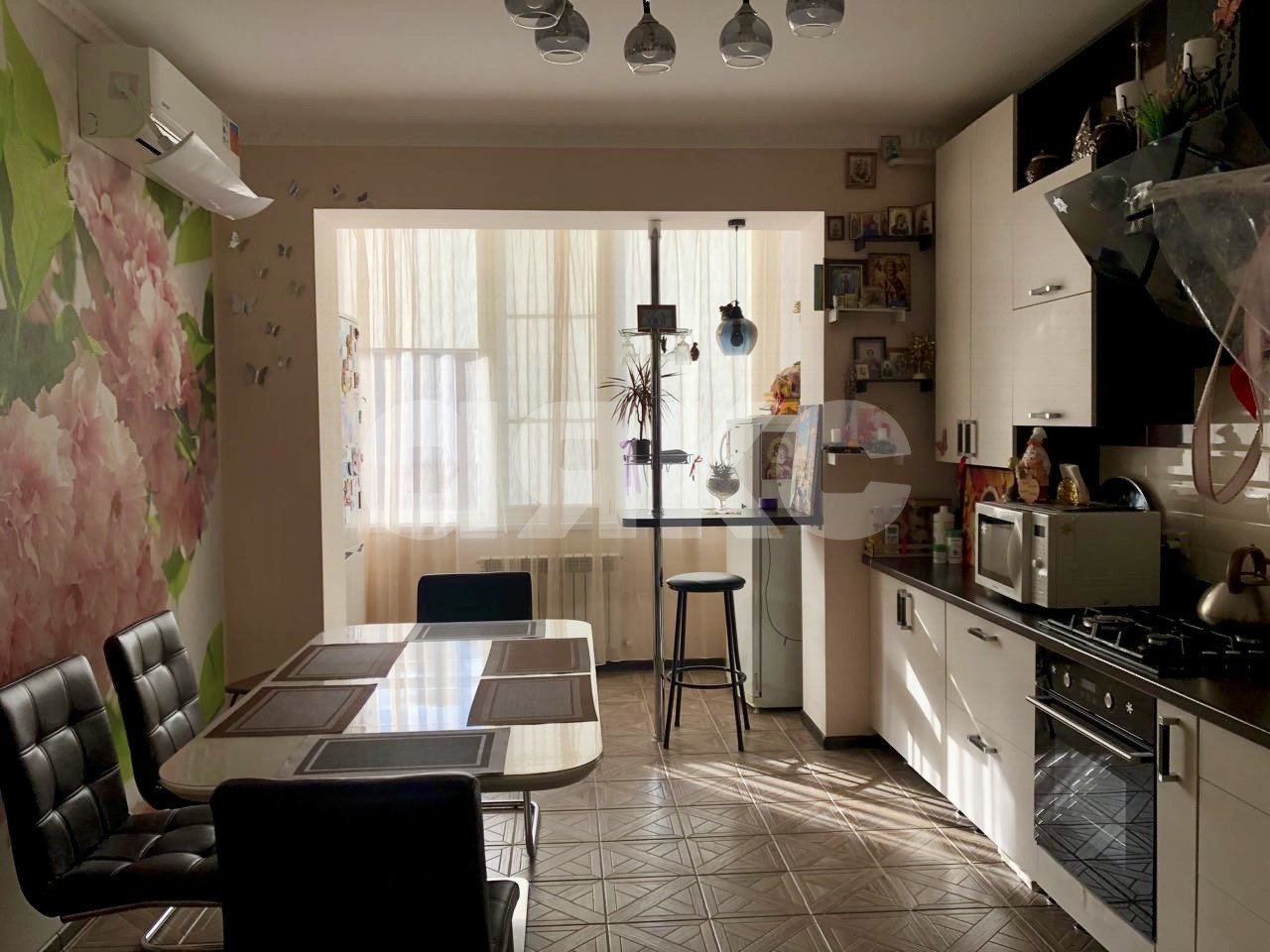 Фото №2: 2-комнатная квартира 67 м² - Горячий Ключ, мкр. Администрация, ул. Псекупская, 151В