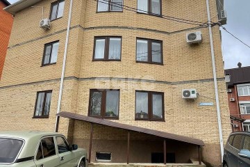 Фото №2: Коммерция 83 м² - Горячий Ключ, мкр. Администрация, ул. Кучерявого, 97Б